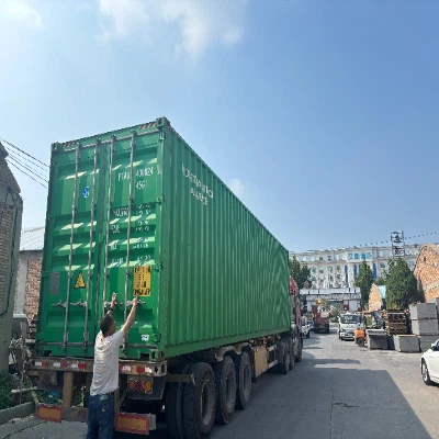 Ib tus 40ft thawv xa mus rau Russia niaj hnub no!